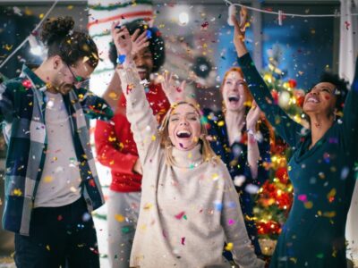 Year end Party là gì? Kế hoạch tổ chức tiệc tất niên công ty