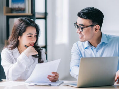 Kỹ năng lắng nghe là gì? 8 Nguyên tắc rèn luyện hiệu quả