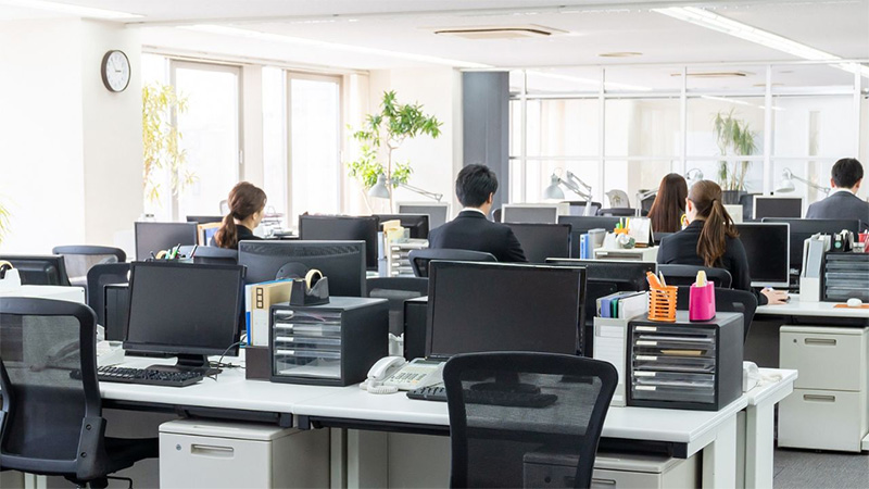 1-tim-hieu-cac-vi-tri-thuoc-back-office