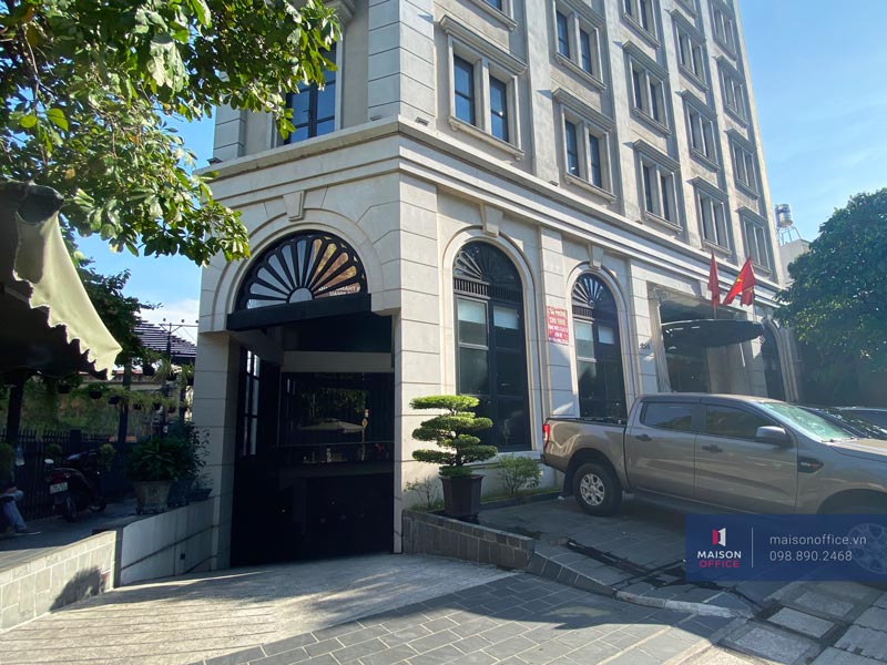 toa-nha-duc-deutsches-haus-le-duan