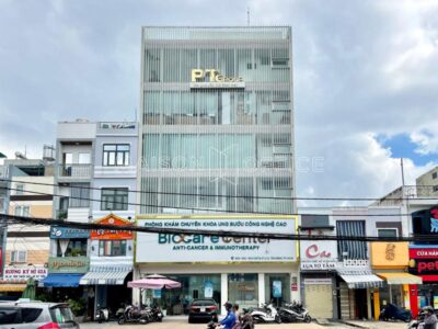 900 Cách Mạng Tháng Tám