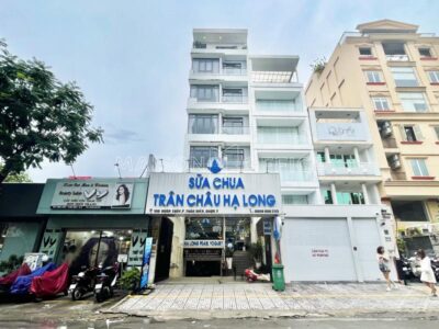 Batina Building