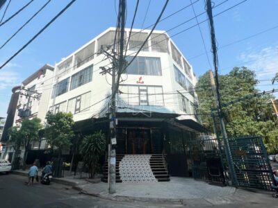 Gold Star Sư Vạn Hạnh