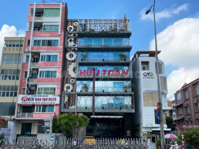 Tòa nhà Hữu Toàn