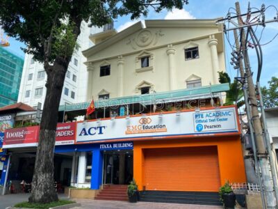Itaxa House 2 Building