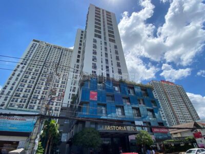 La Astoria Plaza