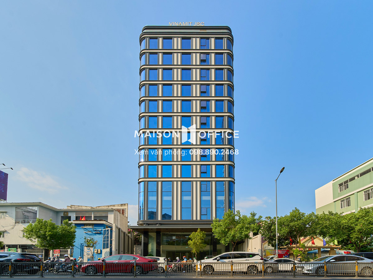 toa-nha-duc-deutsches-haus-le-duan