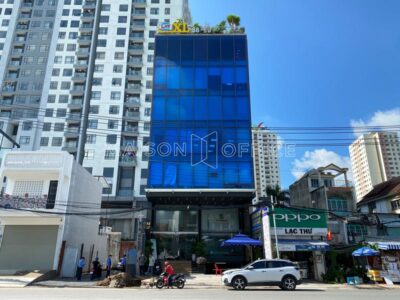 XL Building